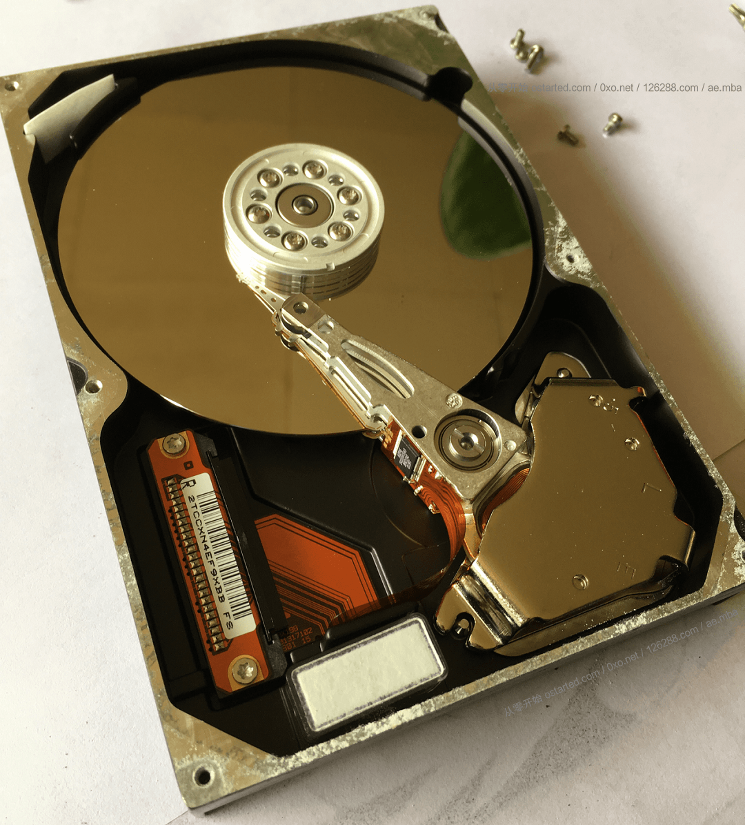 迈拓（Maxtor）IDE 体积大容量小 8GB 古董硬盘 拆机 - 第2张图片